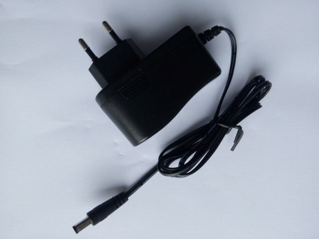 Sҹ12V1AԴmmڸNͨ늚O