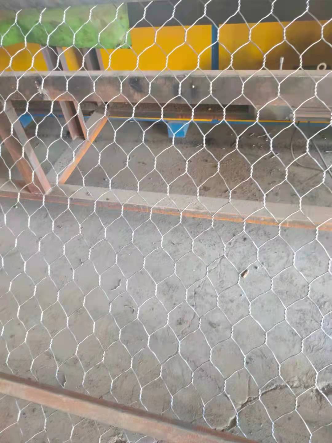 eW