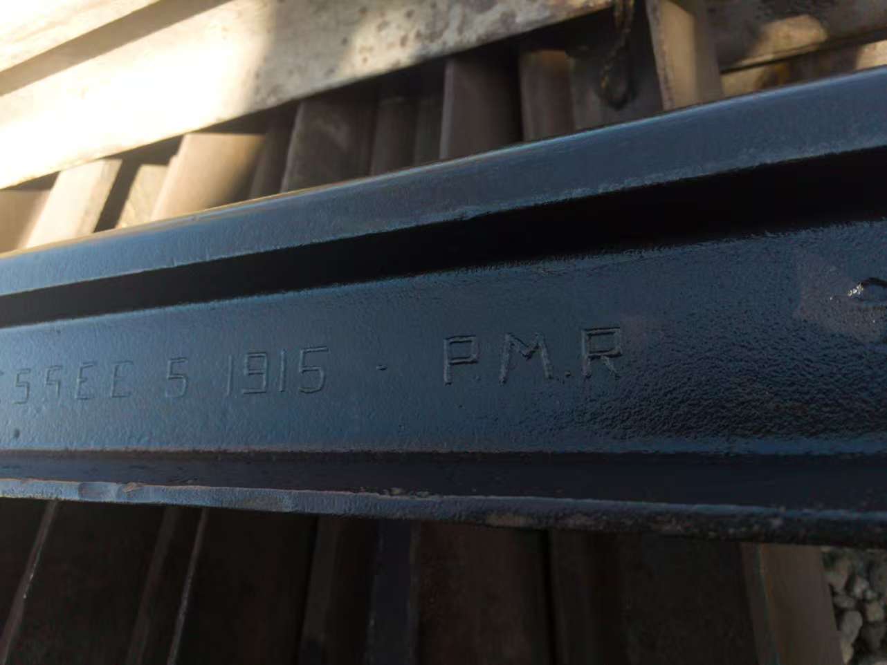 1841꡾f܉S
