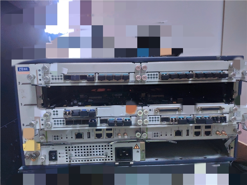 dZXR10 M6000-3SS