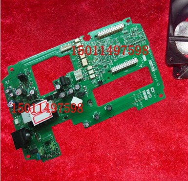 BC186A821G52 E74MA7.5BưӰCPU