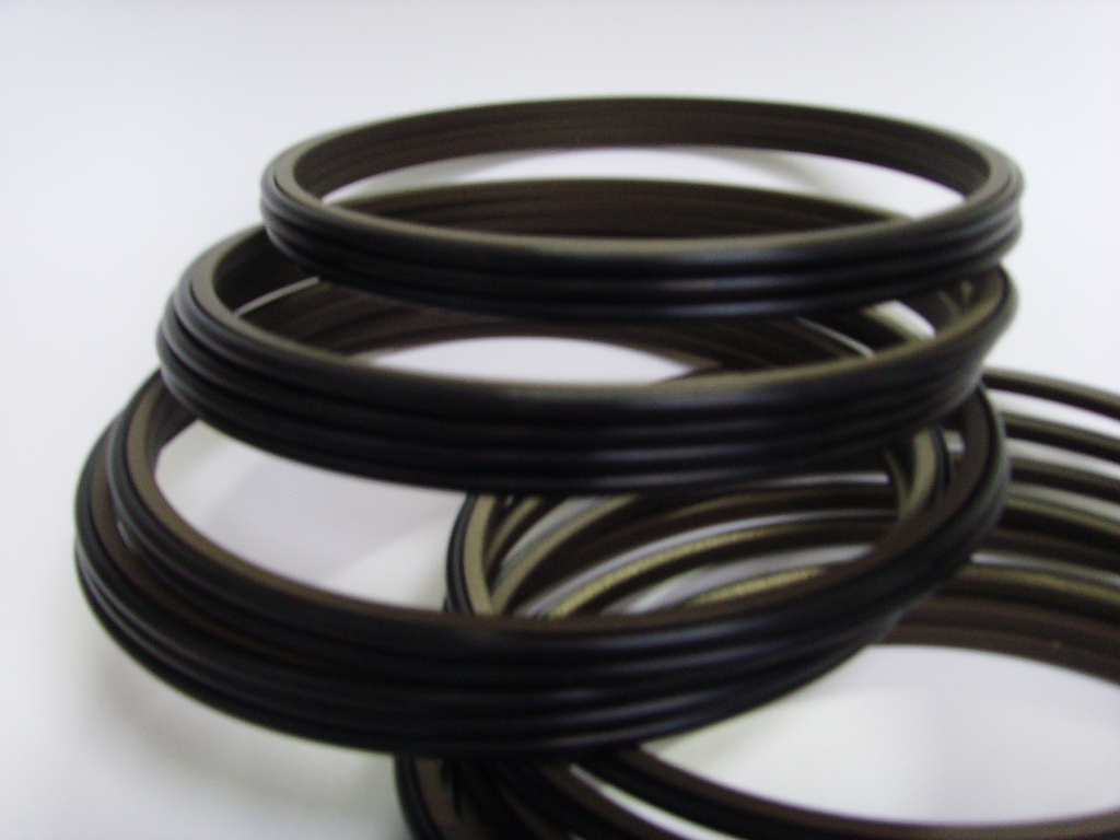 MڸRȦGlyd ring