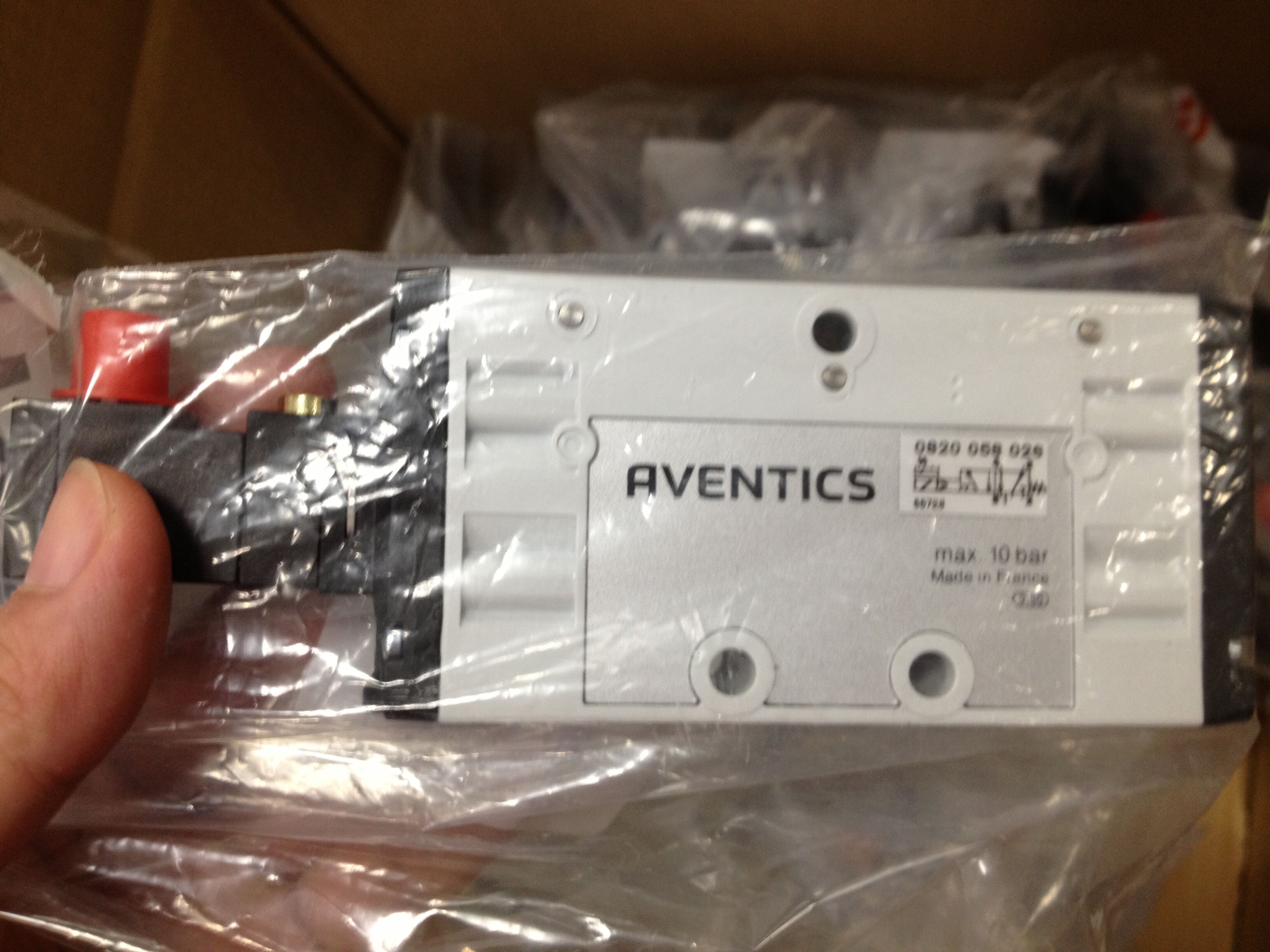 AVENTICS y0820055602 HF03-5/3CC-024DC