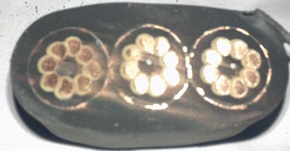 UGFGPӏ䓽z͸߉|