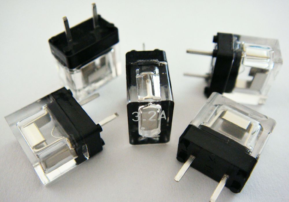 lǿFANUCUzA60L-0001-0175/HM32/3.2A