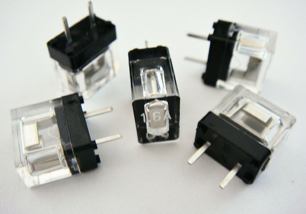 lǿFANUCUzA60L-0001-0175/HM16/1.6A