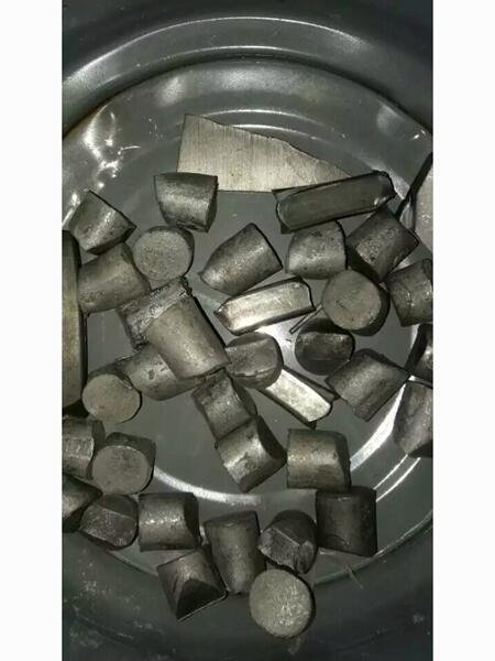 hg gK Mur