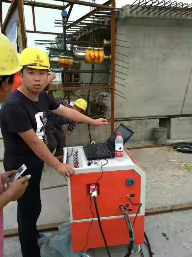 _Ɲ{CN