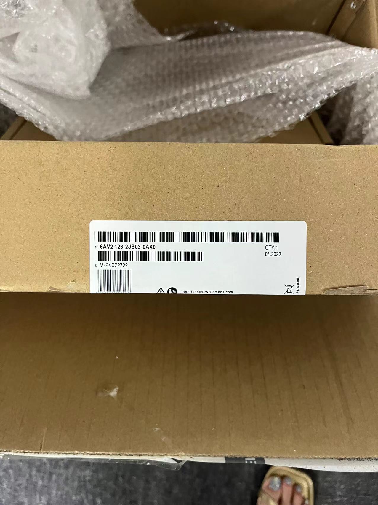 TӴKTP9006AV2123-2JB03-0AX0