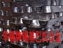 UϽ